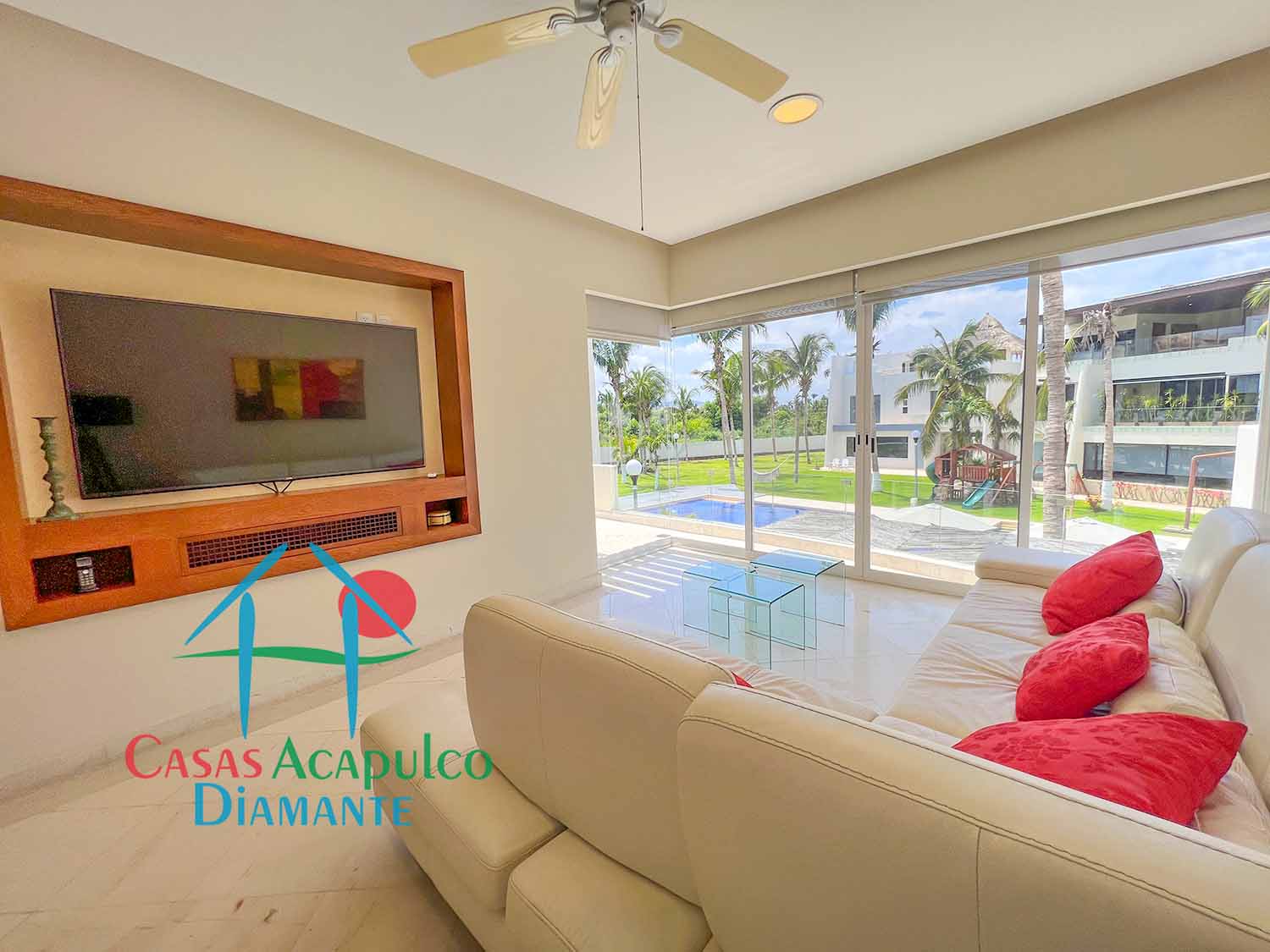 Son Vida Dominica 8 - Sala de televisión 3